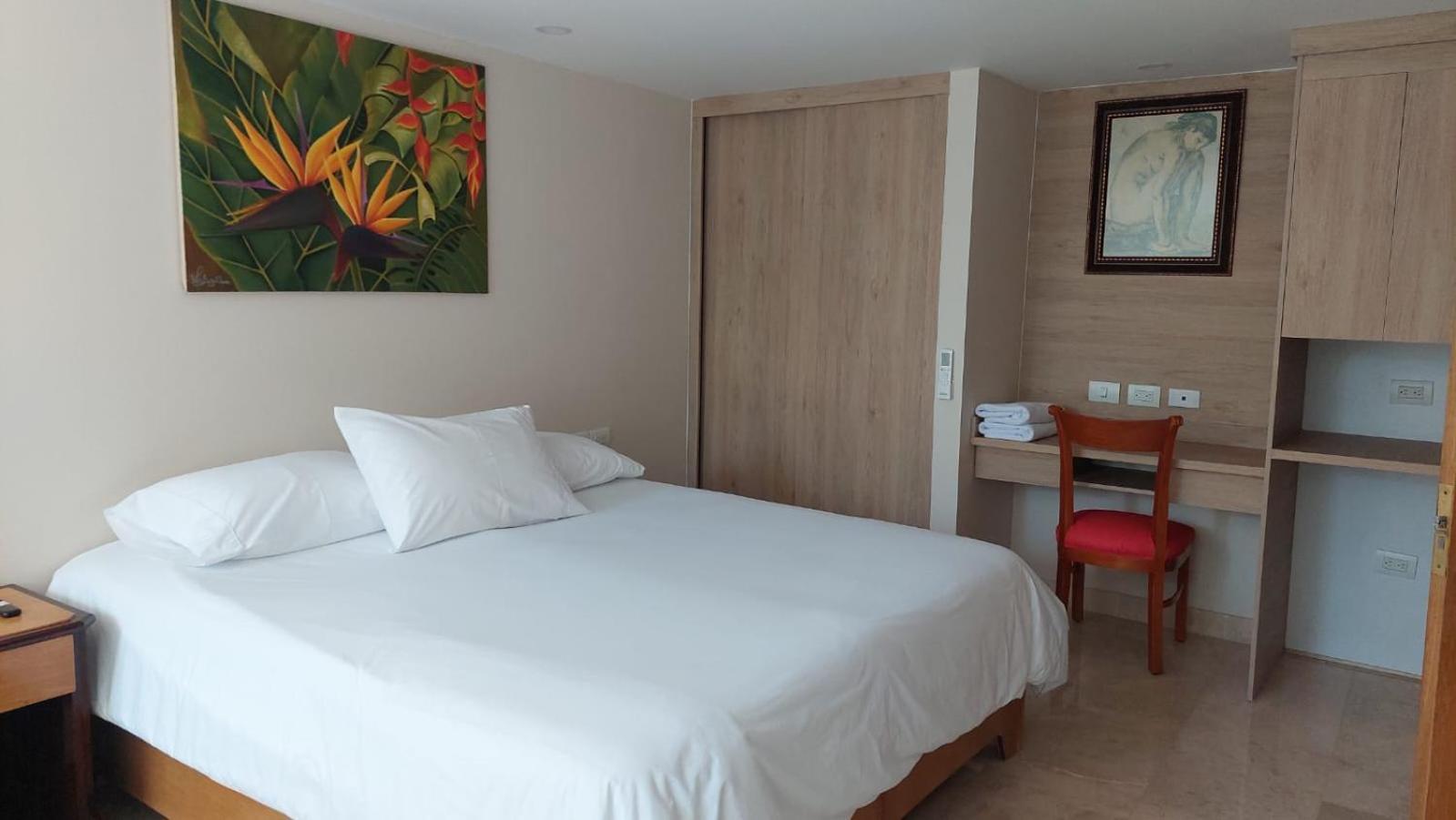 Hotel San Pedro Del Fuerte Medellín Extérieur photo